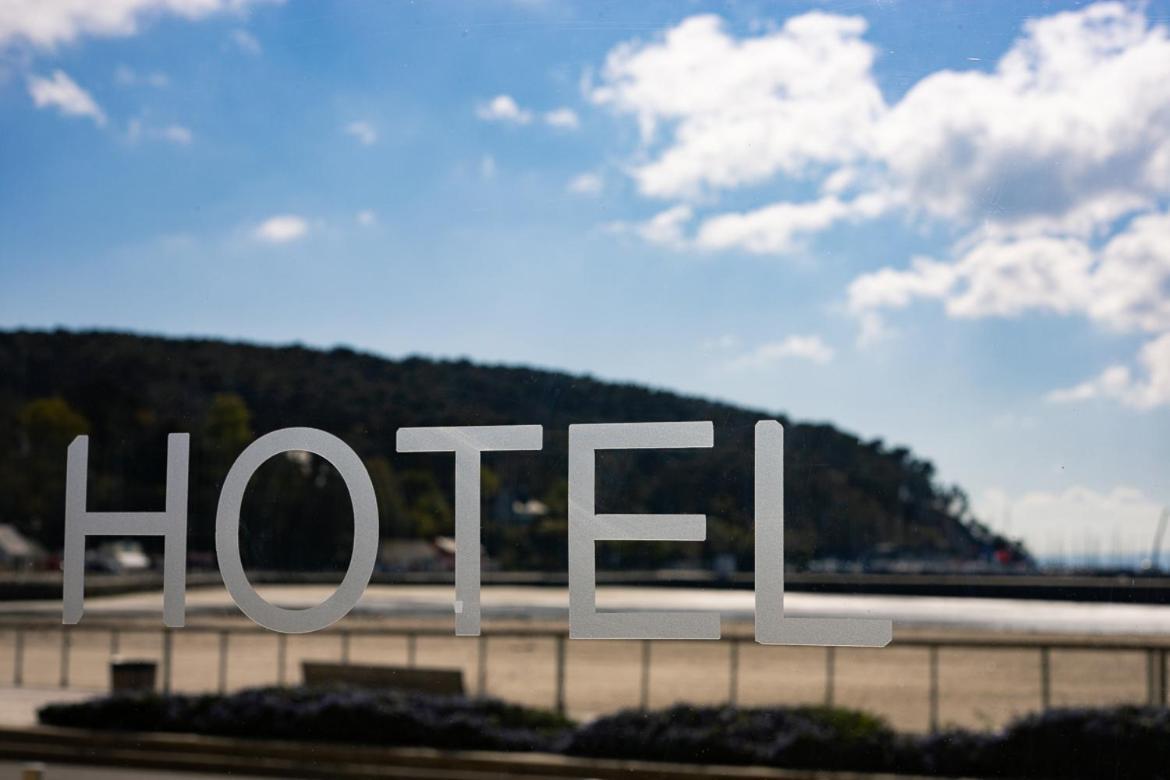 Hotel & Restaurant De La Plage Crozon Exterior foto